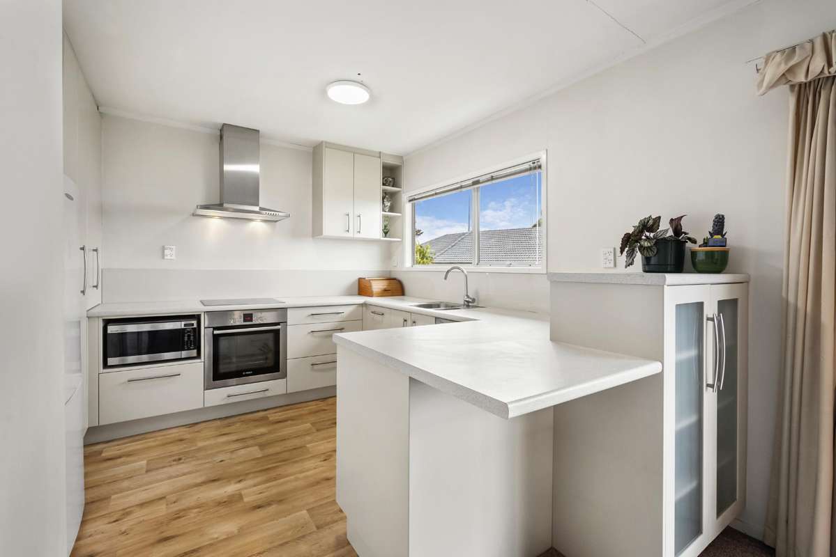 2/371 East Coast Road_5