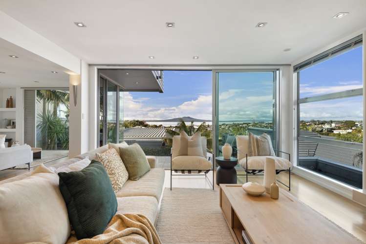 49 Parr Terrace Castor Bay_11