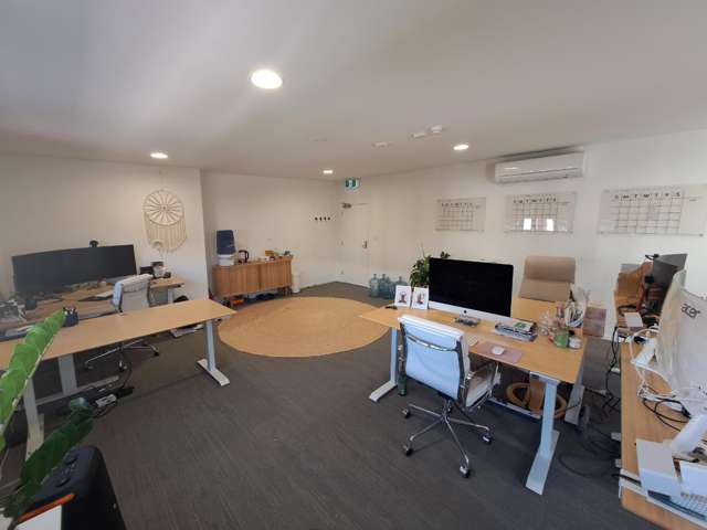 1153 South Road Oakura_3