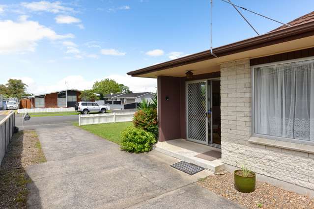 5a Leong Avenue Dinsdale_2