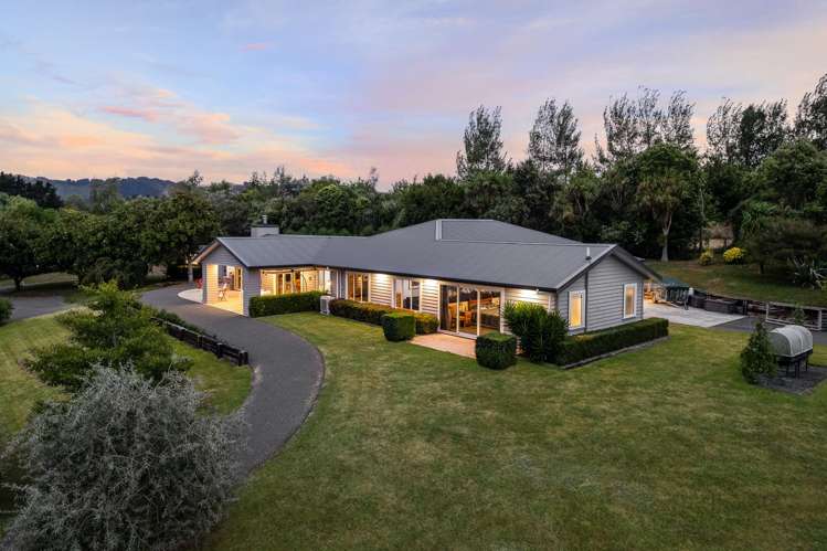 14 Twin Peaks Grove Koputaroa_16