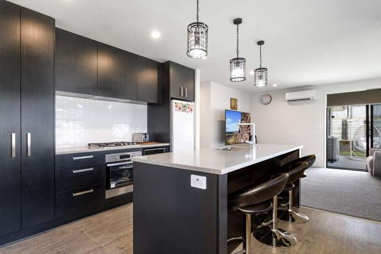77 Ruba Way_0