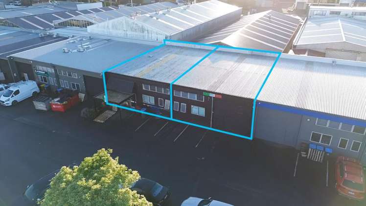 Units 3&4 | 10 Olive Road Penrose_2