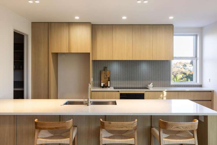 1/2 Woodstock Road_2