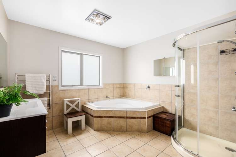 11 Nelson Avenue Aotea_10