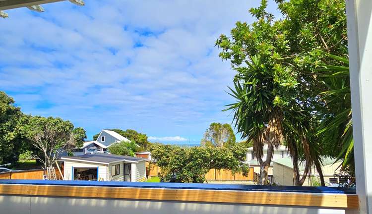 10 Waianga Place Omapere_19