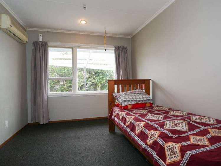 229 Sunnybank Crescent Camberley_7