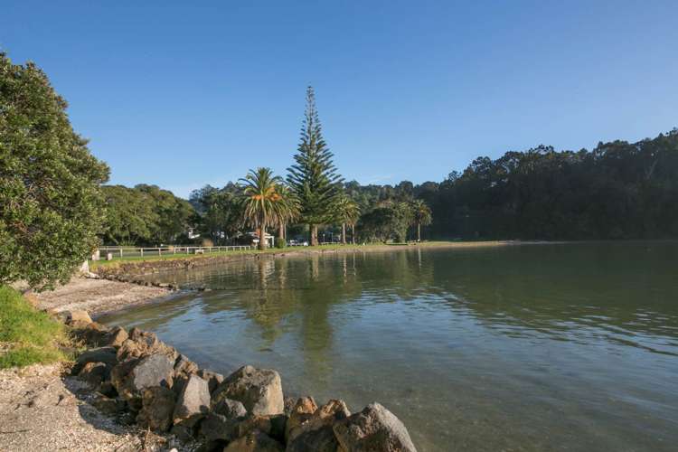 86 Warner Park Avenue Laingholm_10