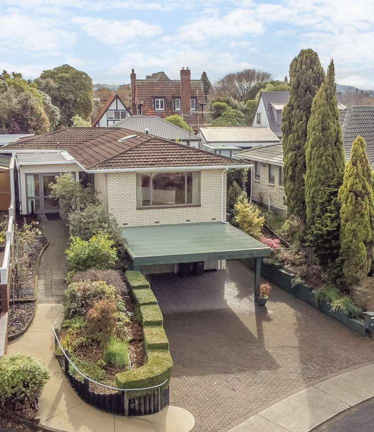 13 Gwendoline Street Glenholme_1