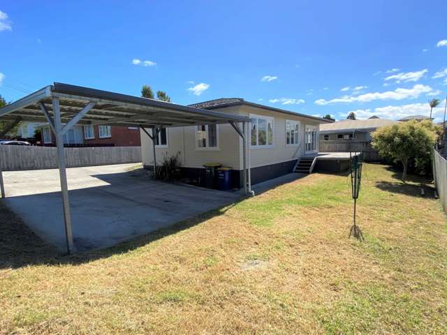 5a Barbary Avenue Kelston_1