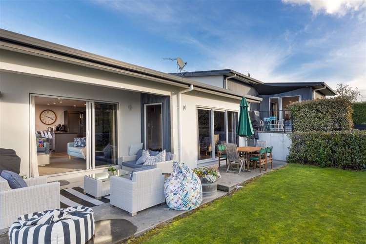 8 Ridgetop Rise Fairhall_5