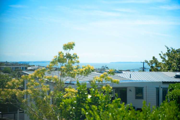 562d Beach Road Rothesay Bay_28