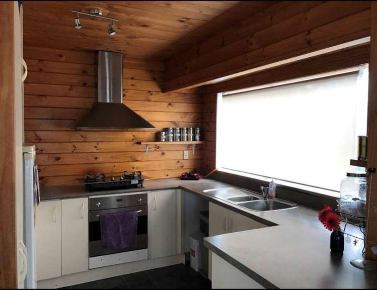 24A Woodford Avenue Henderson_3