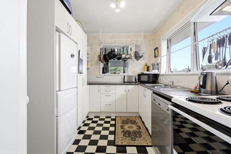 1377A Dominion Road Extension Mount Roskill_7