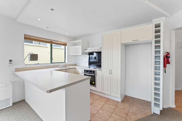 1e/25 Maclean Street Paraparaumu Beach_3