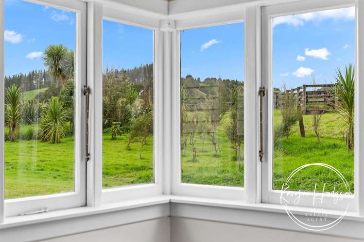 1571 Paparoa Oakleigh Road Paparoa_36