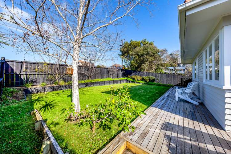 50 Uxbridge Road Mellons Bay_19