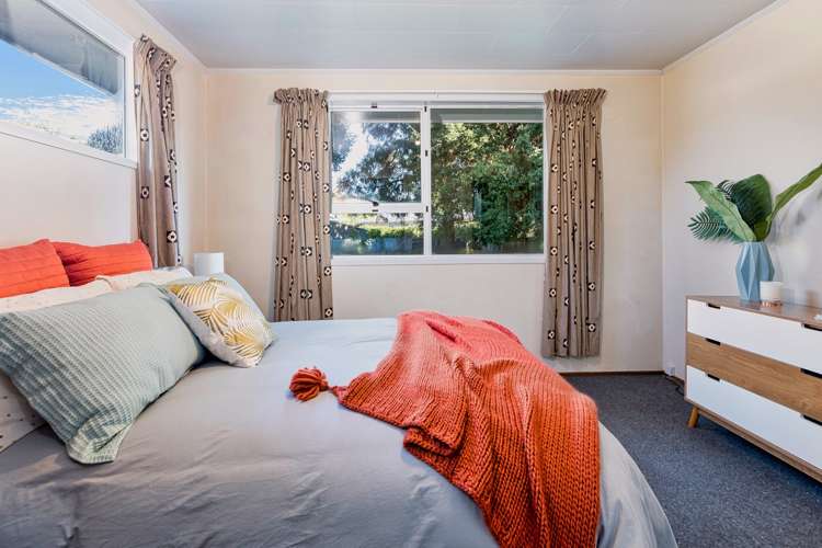 32 Tabitha Crescent Henderson_15