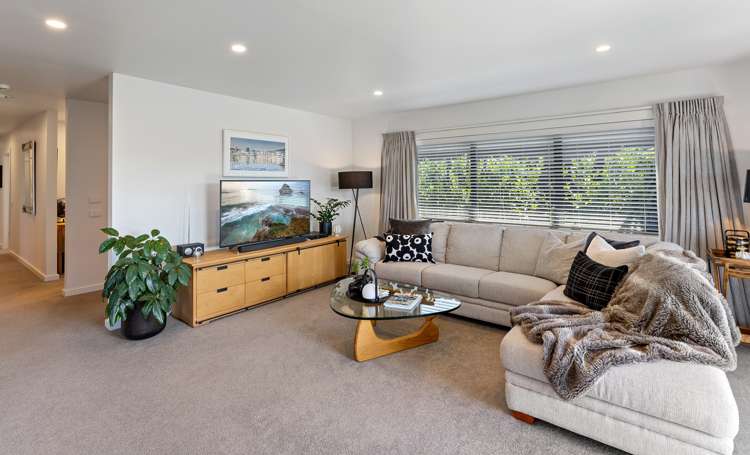 53 Waipunahau Road Waikanae_1