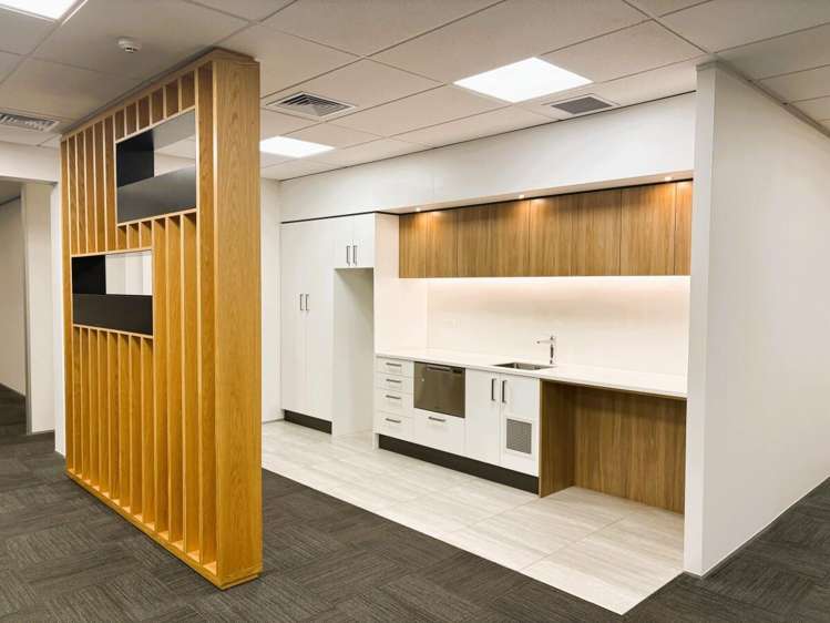 92 Russley Road Russley_12