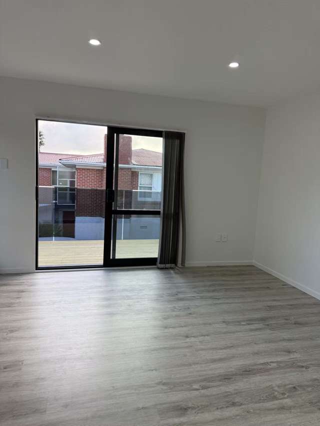 553C Massey Road Mangere_4