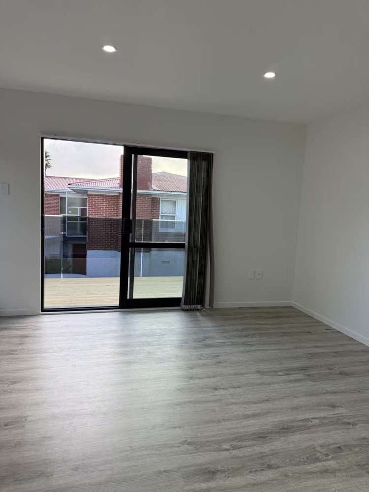 553C Massey Road Mangere_4