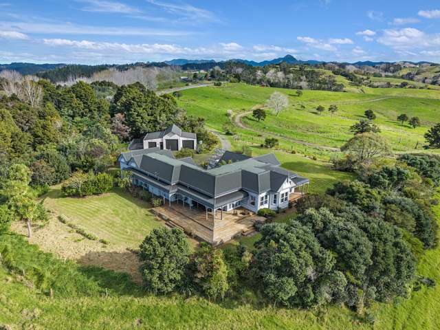 Country elegance with space, style & valley views