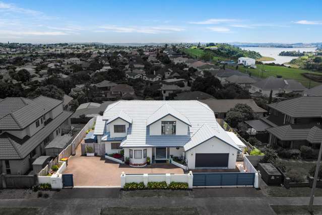 216 Whitford Road Shamrock Park_4