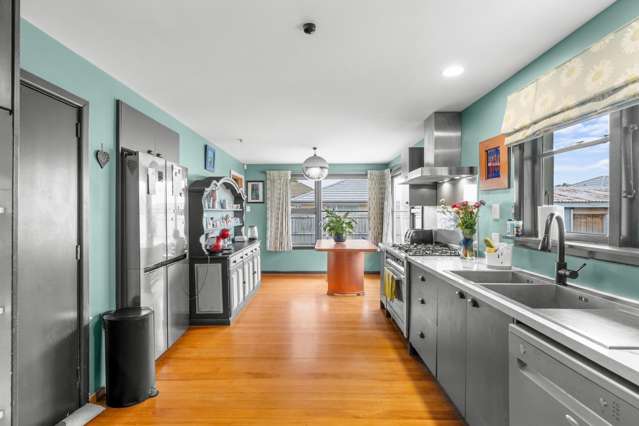 221 Breezes Road Aranui_2