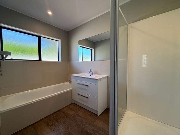 3 Pickwick Parade Mellons Bay_7