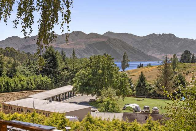 217 Wanaka-Mt Aspiring Road Wanaka_3