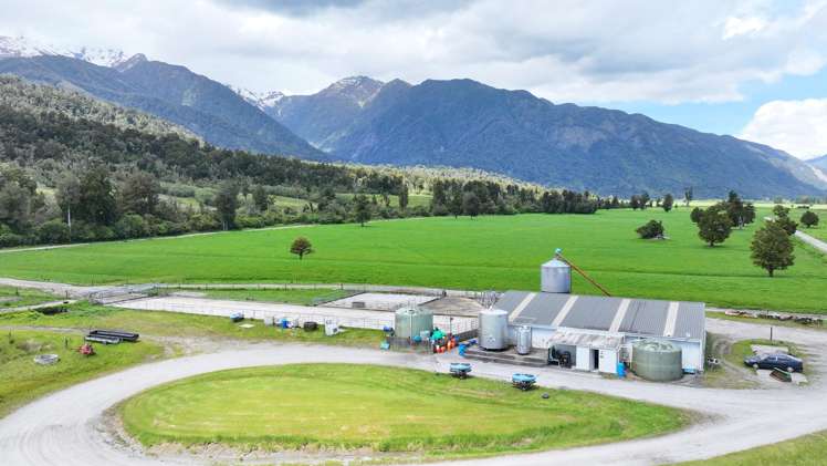 1627 Whataroa Highway_0