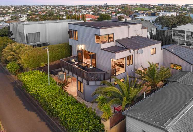 2/48 Te Arawa Street Orakei_1