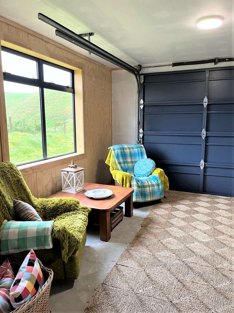 30 Briscoe Street Awakino_18