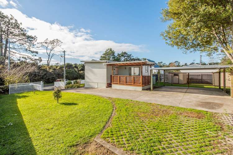 6 Godley Road Green Bay_17