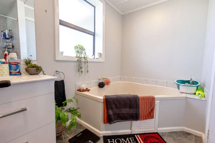 54 Firth Street Cobden_20