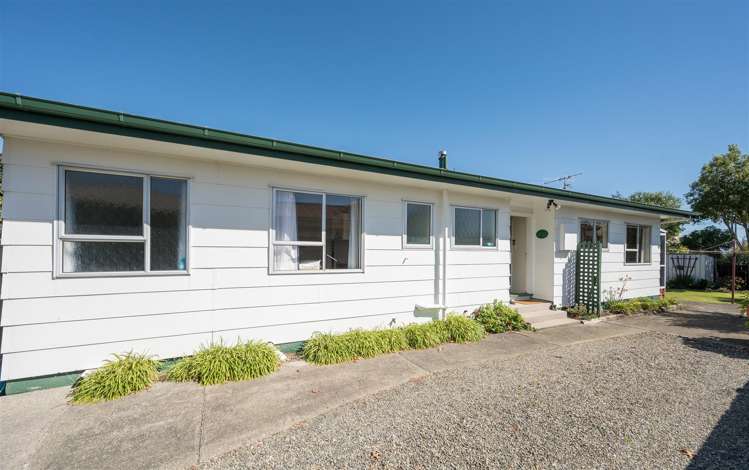 2/688 Main Road Stoke Stoke_2