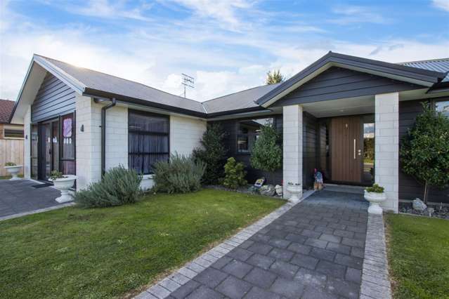 4 Hoggard Place Katikati_1