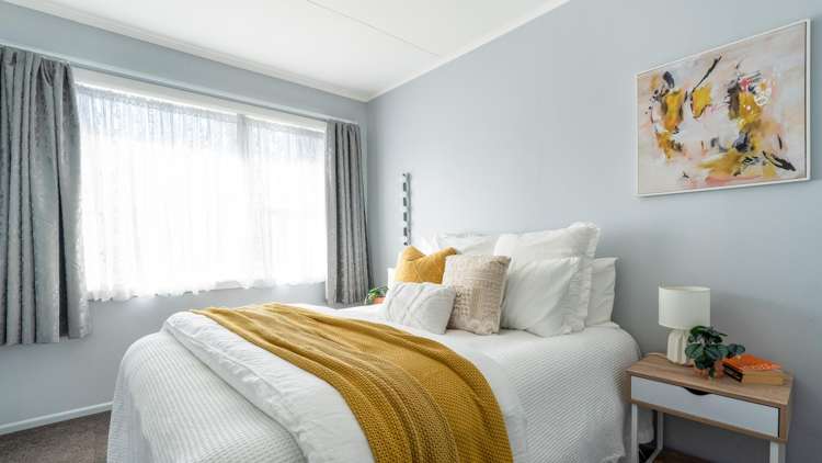 17 Mountbatten Grove Clouston Park_8