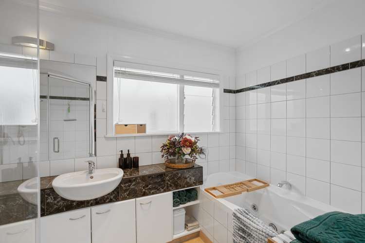 3 Te Uruhi Grove Paraparaumu_10