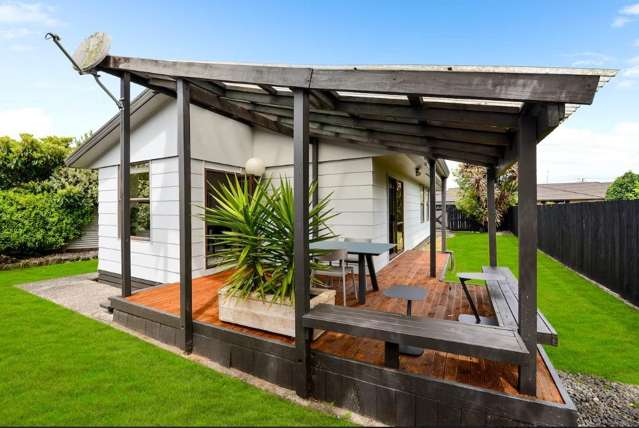 Spacious three bedroom, stand alone.