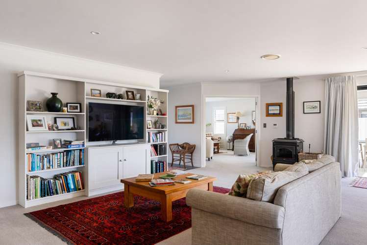 19 Joanne Street Lytton West_7