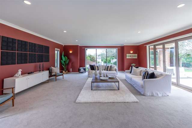 37 Regents Park Drive Redwood_3