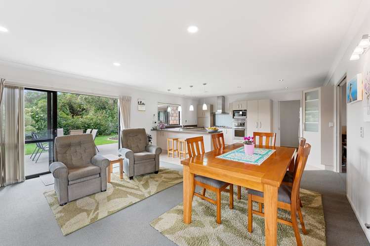18 Ludlam Way Otaki_12