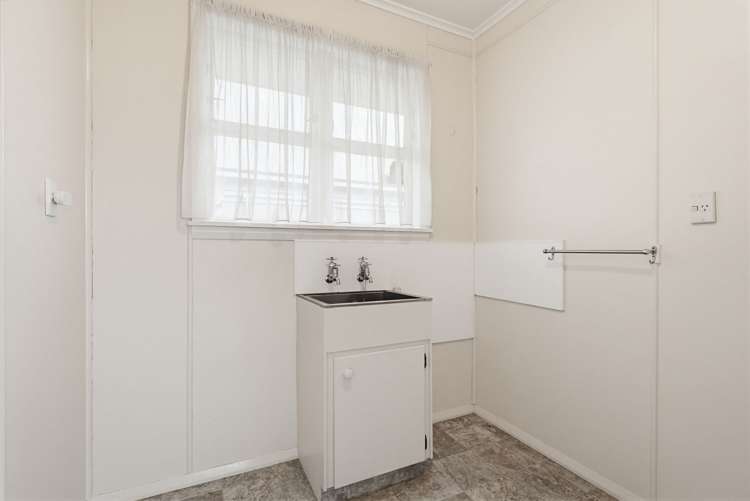 11 Lincoln Road Springvale_18