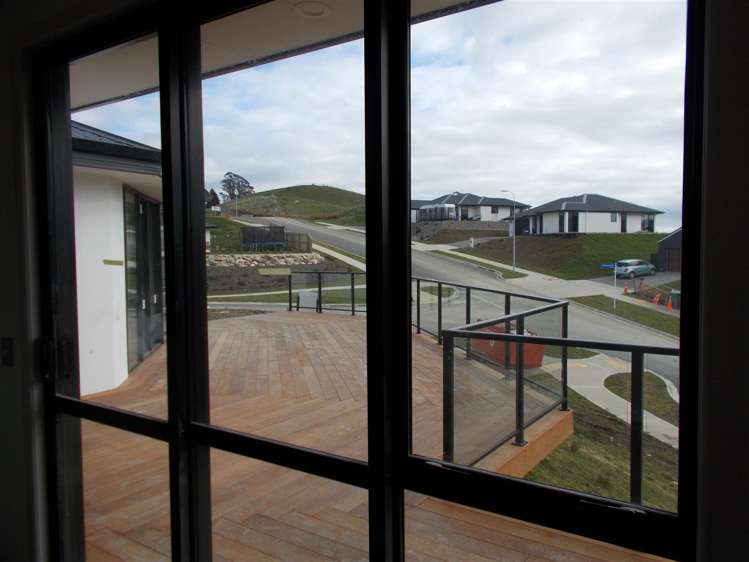 3 Woolshed Drive Stoke_12