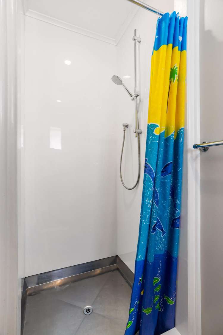 21 Given Grove Pauanui_17