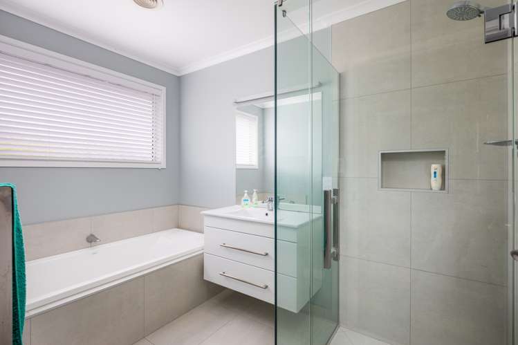 1 Oakmont Crescent Waiwhakaiho_17