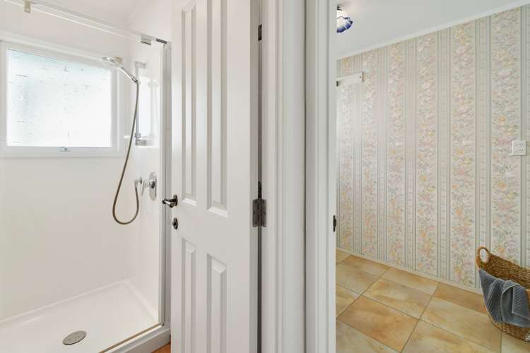 2 Rochas Place Clover Park_13