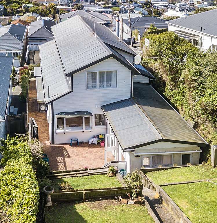 24 Sugarloaf Road Brooklyn_32